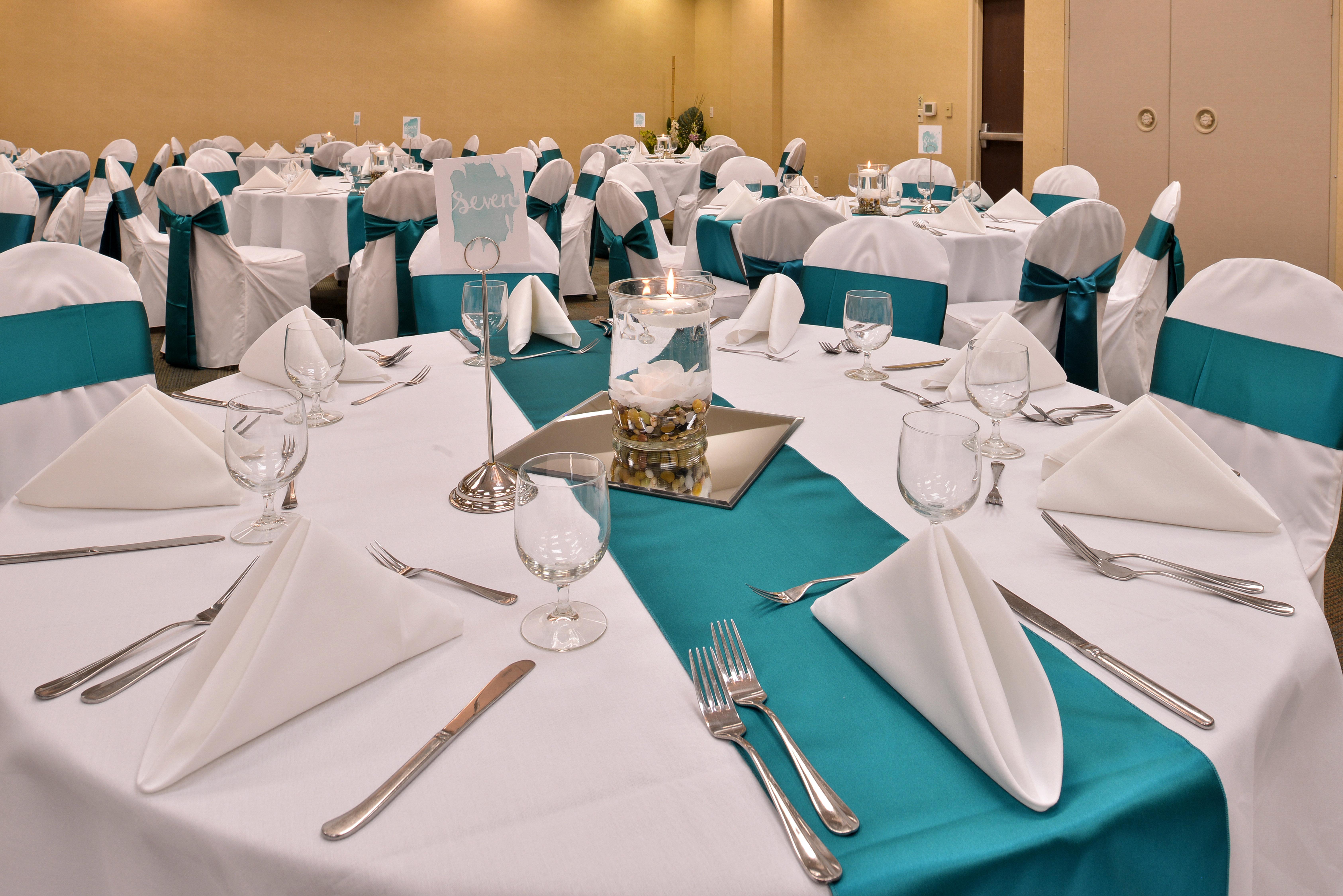 Hotel At The American Center By Ihg Madison