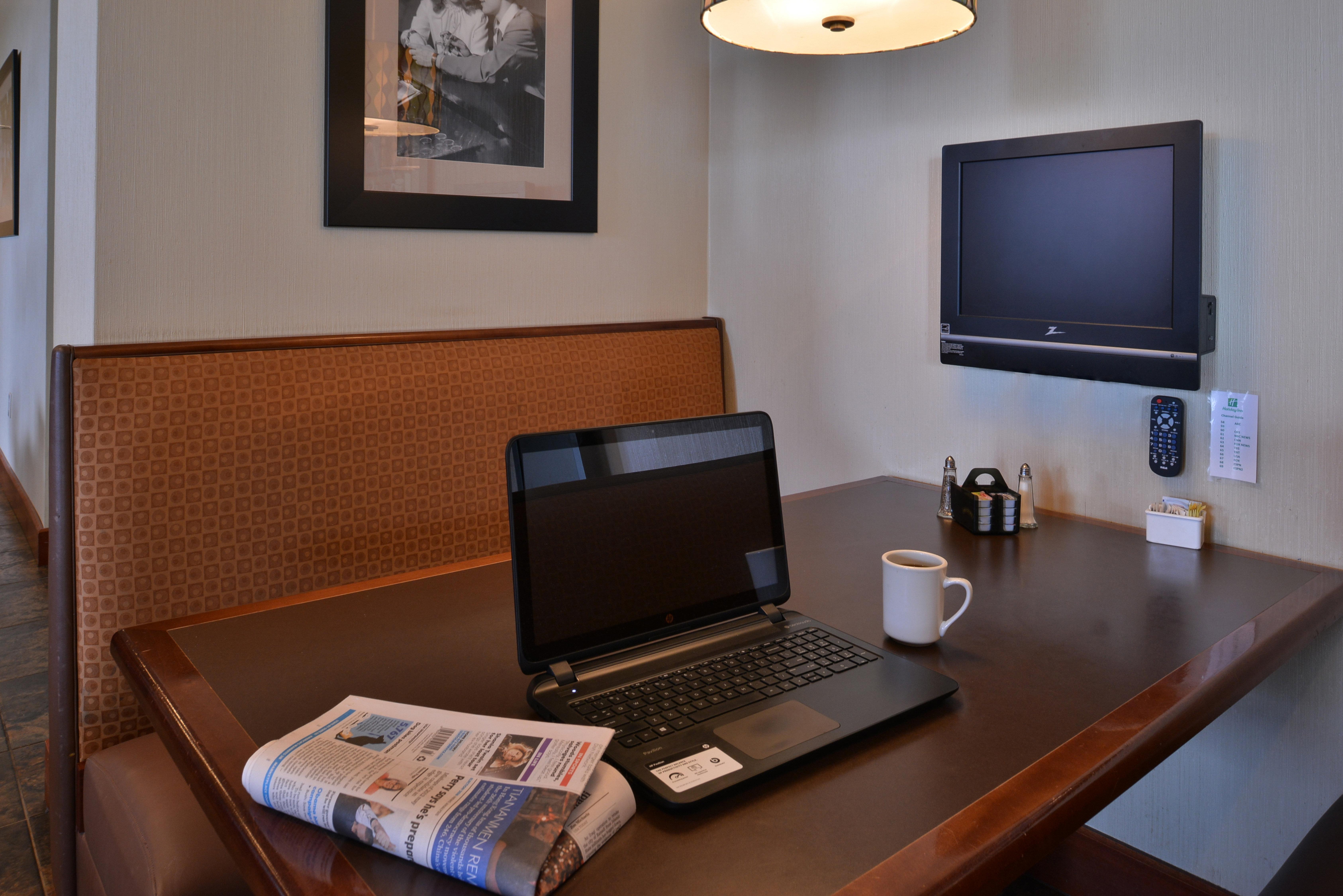 At The American Center By Ihg Hotel 3*