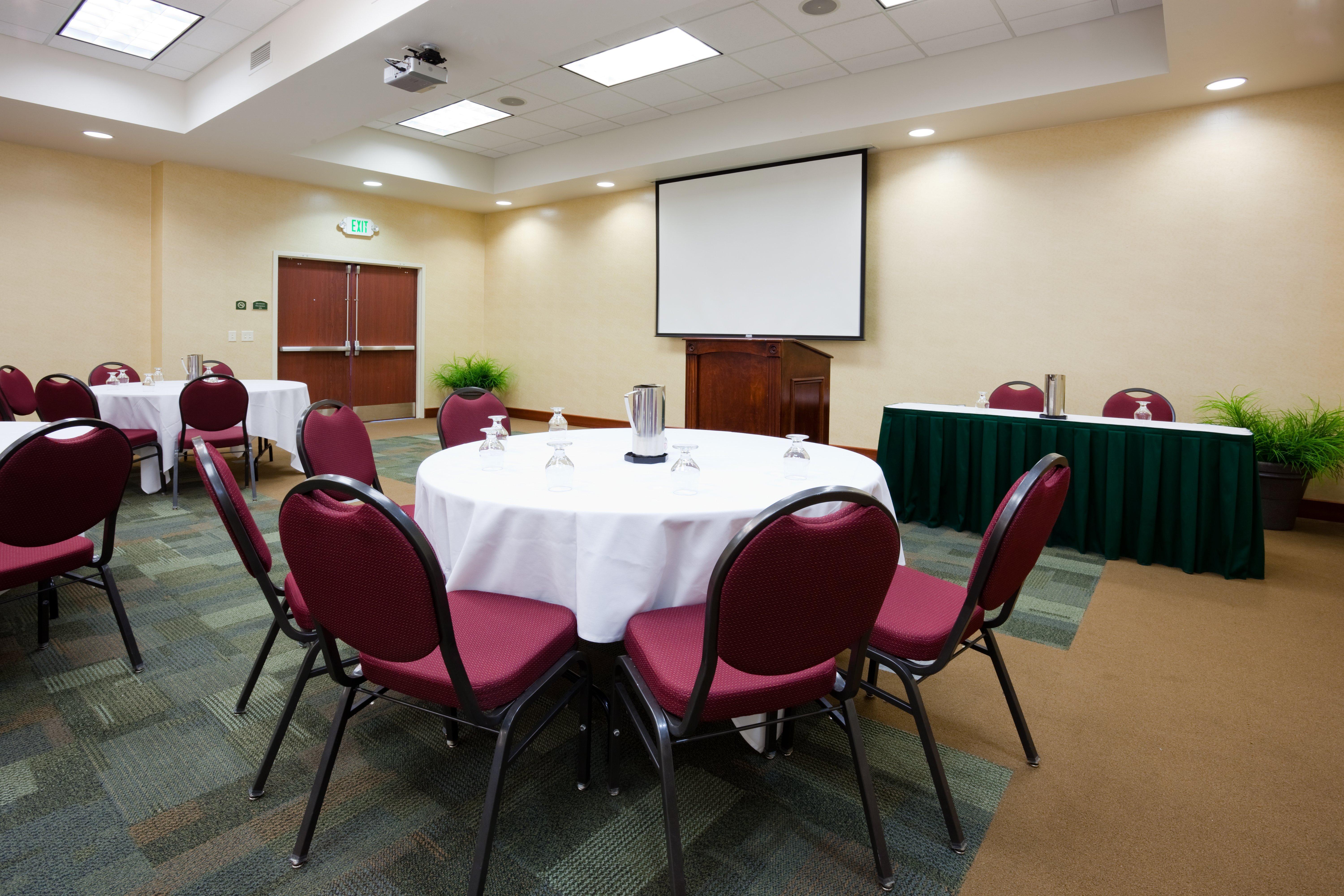 Hotel At The American Center By Ihg