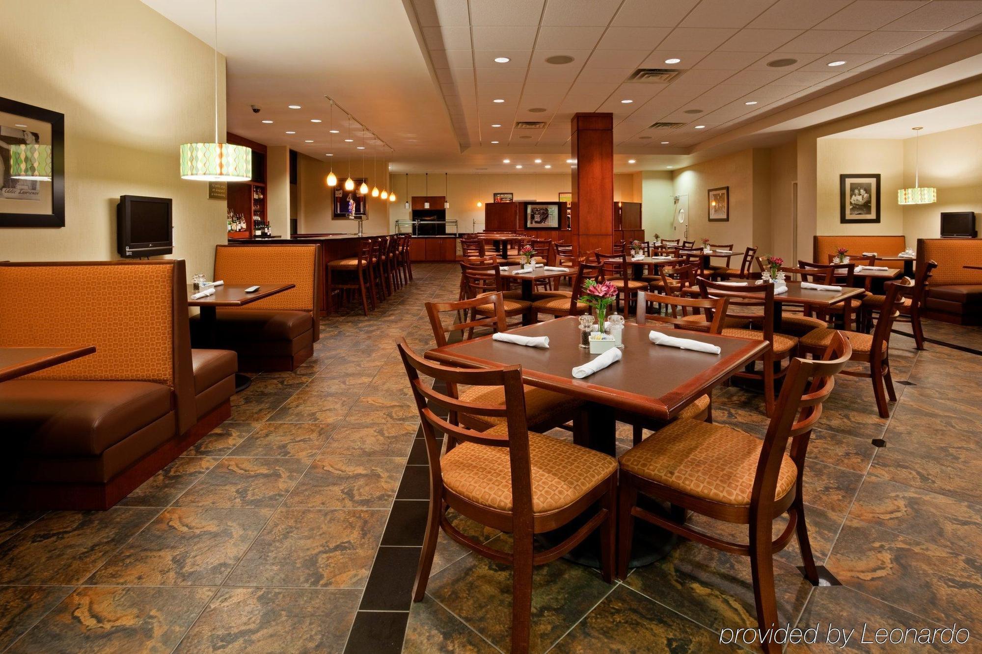 At The American Center By Ihg 3* Madison